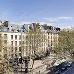 Flat De Luxe A Republique Avec Terrasse
